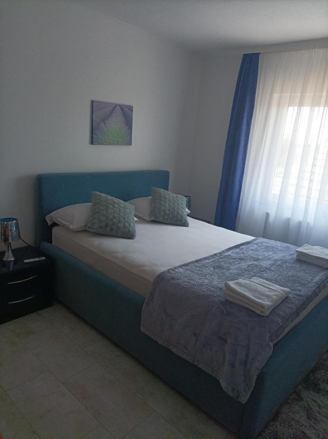 Hotel Arena Nikic Ossero Esterno foto